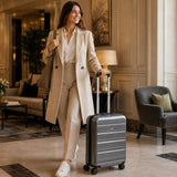 Aerolite Erweiterbarer Lufthansa Handgepäck Koffer 55 × 40 × 20 cm bis 55 × 40 × 23 cm – Kabinenkoffer mit TSA-Schloss, 8 Doppelrollen & robuster ABS-Polycarbonat-Hartschale, passend für Lufthansa, Wizz Air Priority & Ryanair Priority (Graphite Shadow)